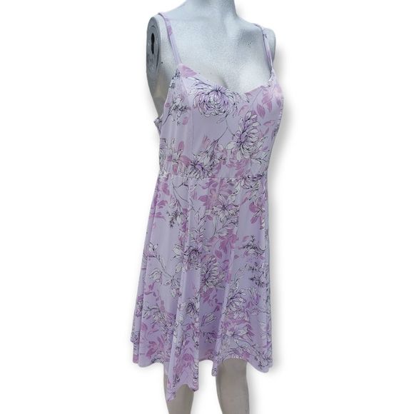 Torrid  Size 0 Lavender Floral Jersey Knit Skater Dress - Picture 10 of 11